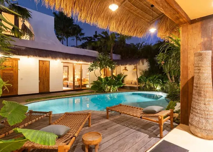 5br Private Pool Rice Fields View - Canggu 別荘