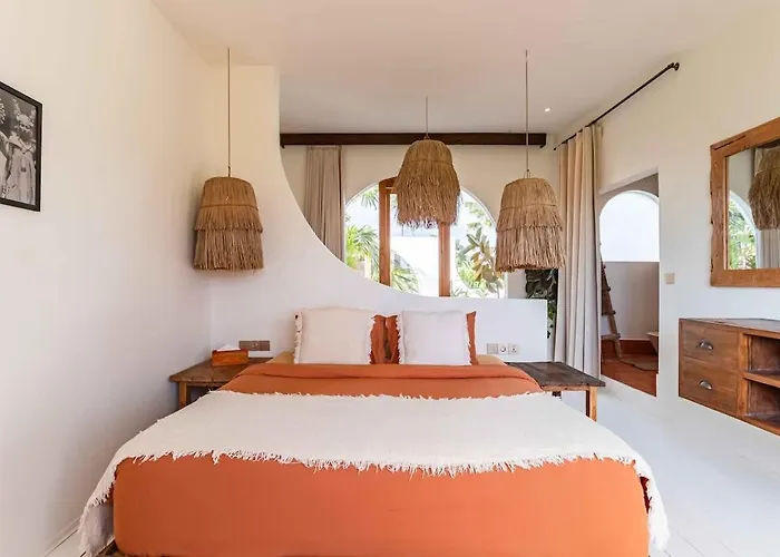 5br Private Pool Rice Fields View - Canggu 別荘